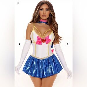 Brand New Power Of The Moon 4 Piece Costume Set - White/combo